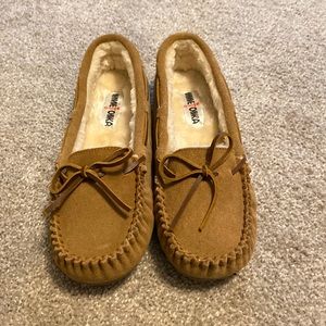 Minnetonka, Allie Jr Trapper, color: Cinnamon, size 9